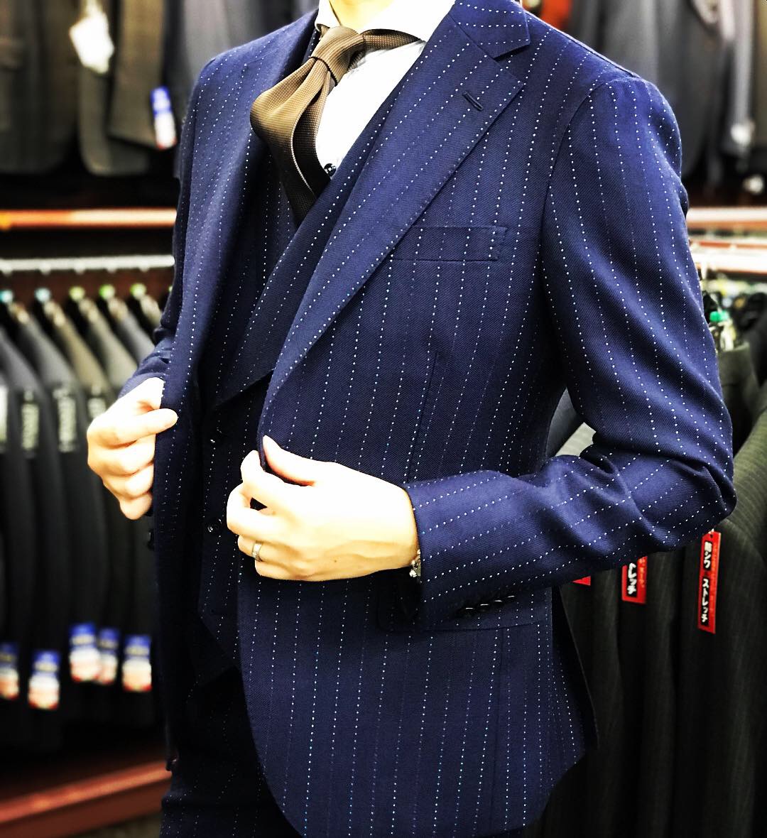 成人式でカッコ良いスーツが着たい！おすすめスーツの色柄とスタイル